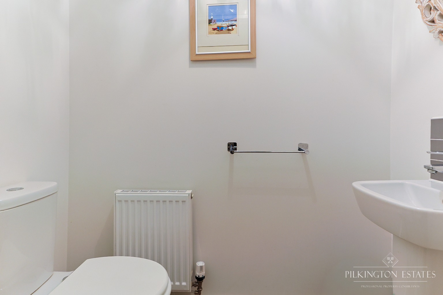 Modern 4 Double Bedroom Home Over Three Floors in Cranbrook Property image 17