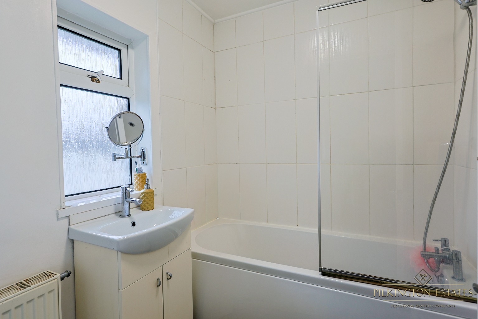 Spacious Three Bedroom Semi-Detached Home with Garden, Workshop and Allocated Parking in PL5 Property image 10