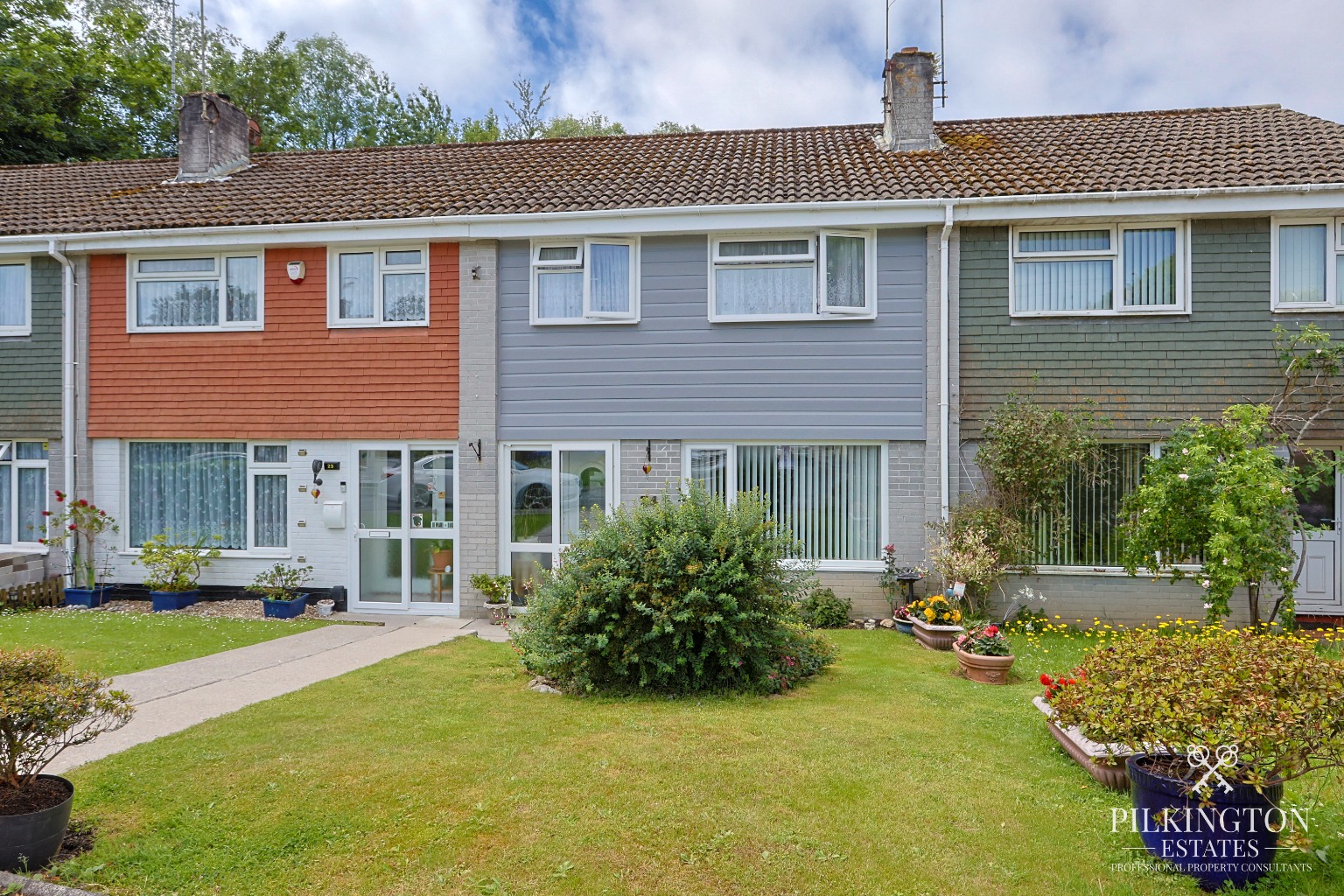 Beautifully Renovated Three-Bedroom Family Home in a Quiet Eggbuckland Cul-de-Sac