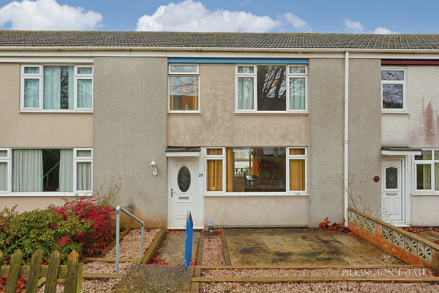 Fully refurbished three bedroom terrace with garage and no onward chain