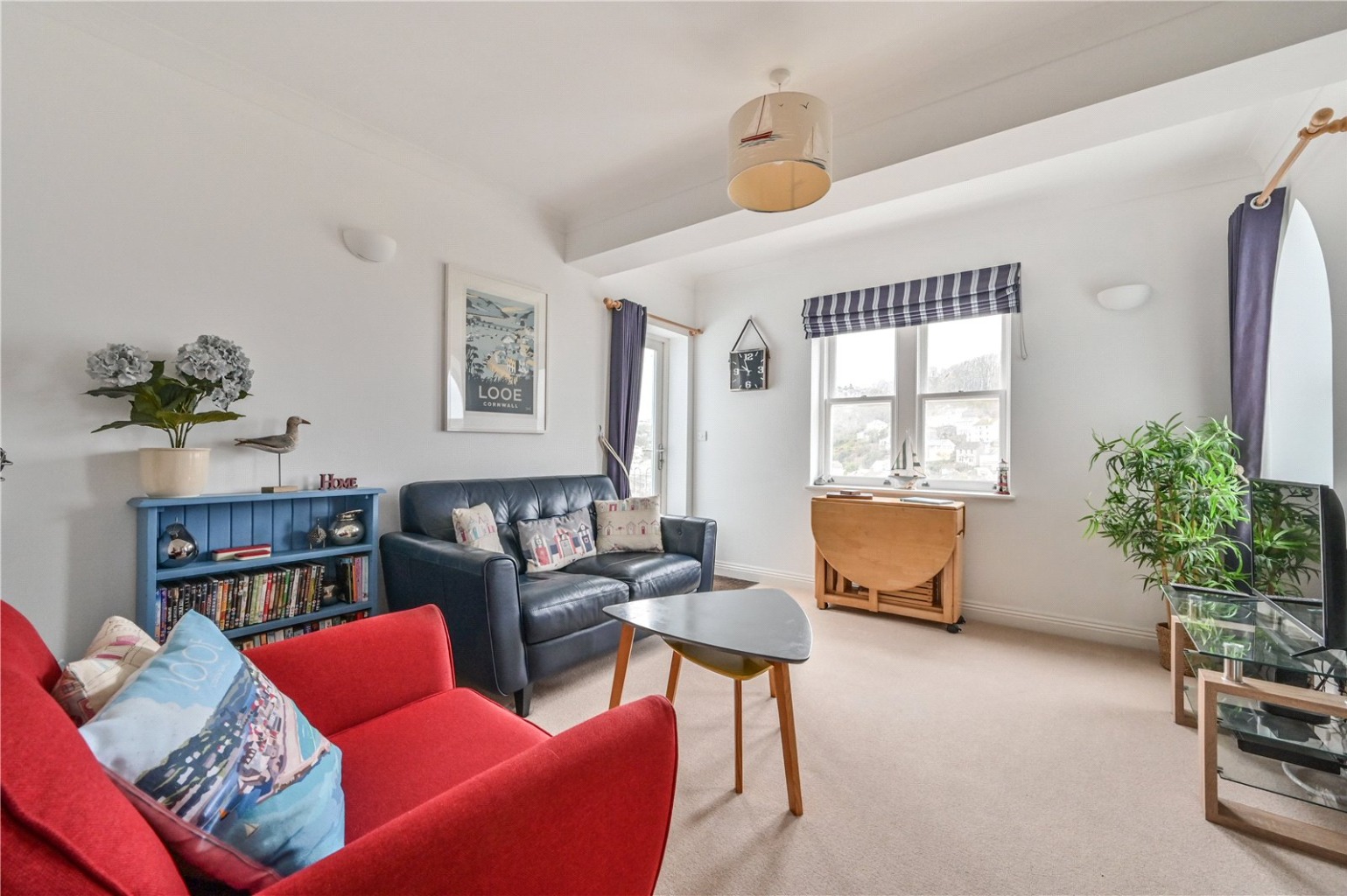 Ground-Floor 2-Bed Apartment with Stunning Harbour & Sea Views in Prime Looe Location Property image 5