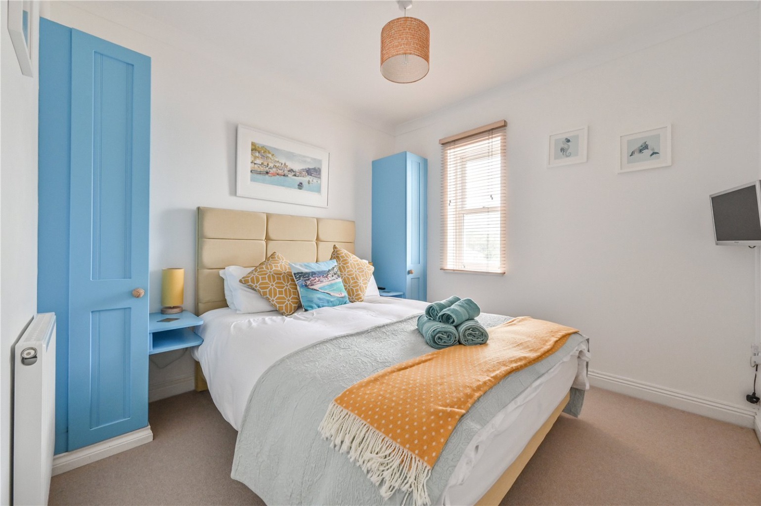 Ground-Floor 2-Bed Apartment with Stunning Harbour & Sea Views in Prime Looe Location Property image 6