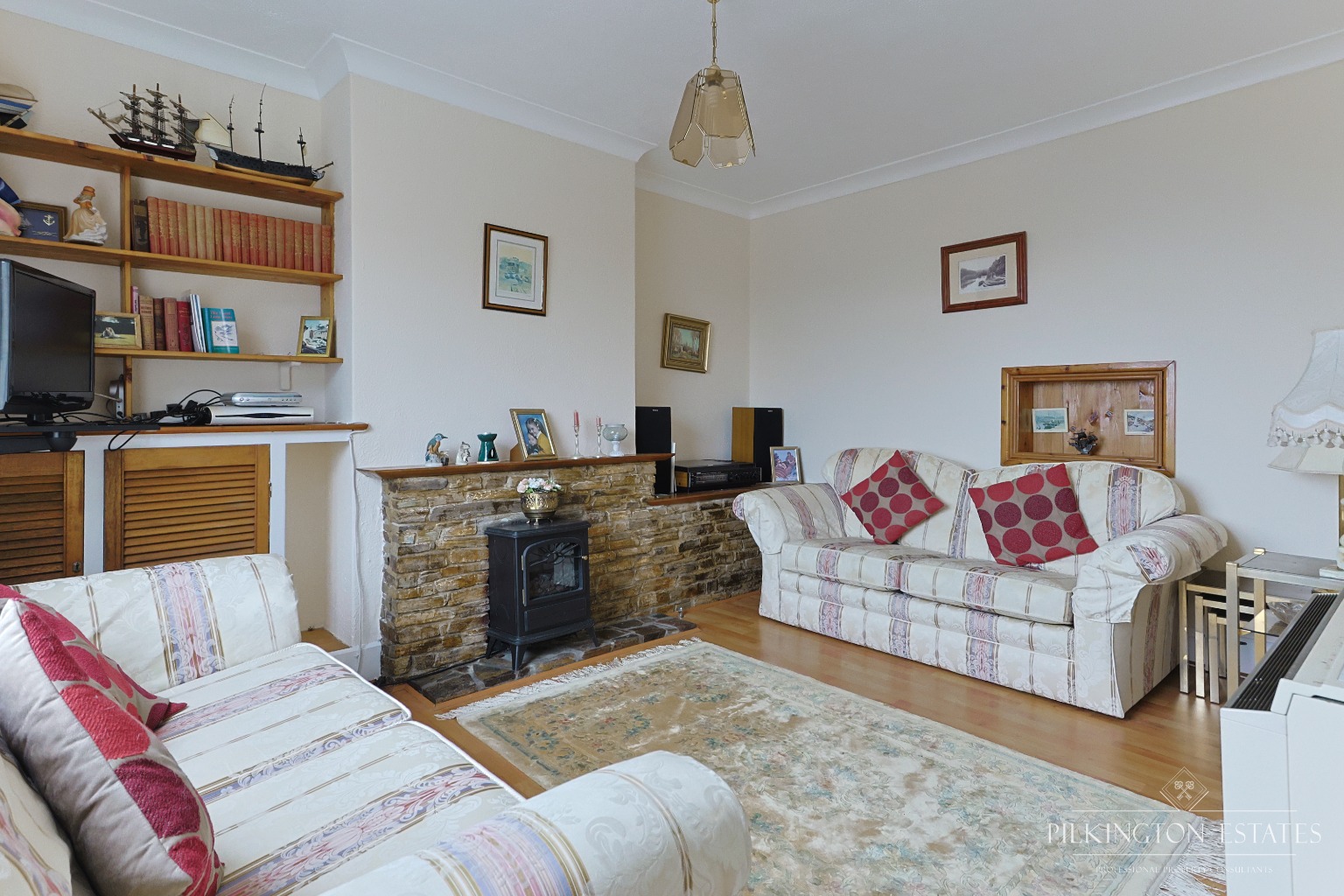 Elevated Three-Bedroom Home with Harbour, Town & Sea Views on West Looe Hill Property image 2