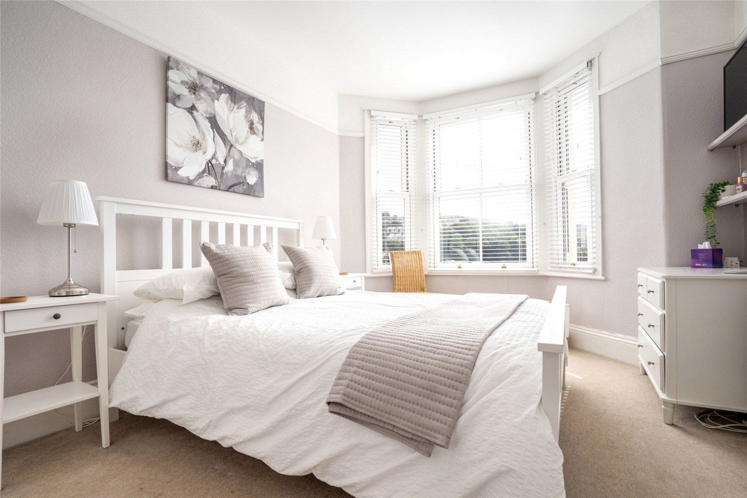 Four bedroom Semi Detached House with River views Property image 9