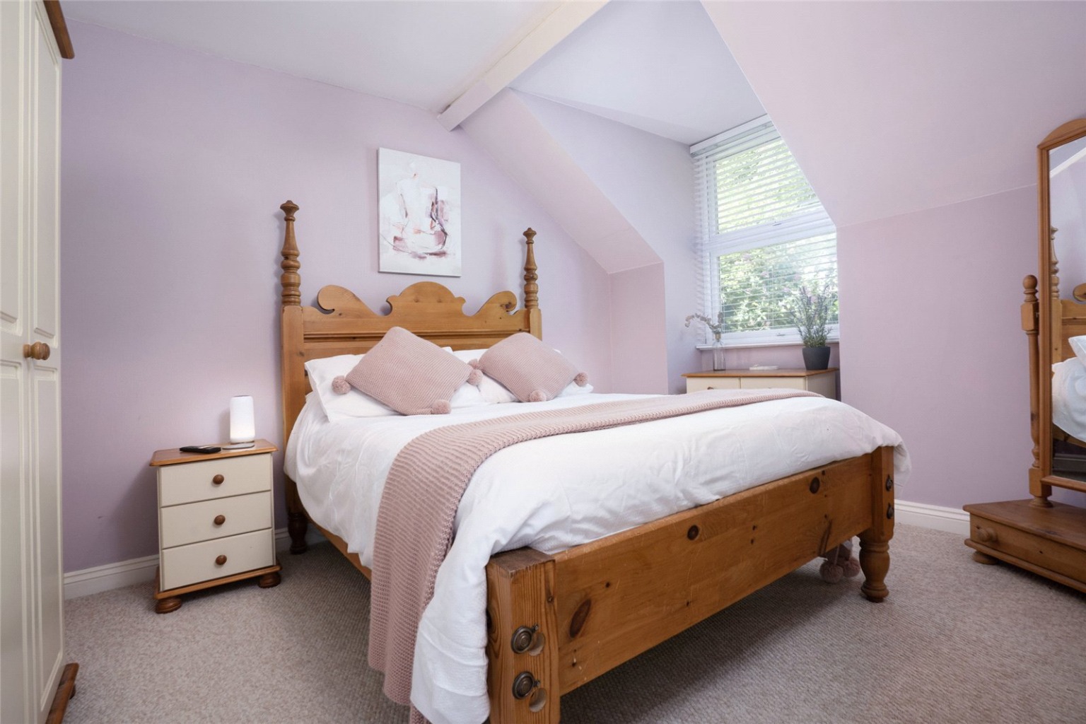 Four bedroom Semi Detached House with River views Property image 11