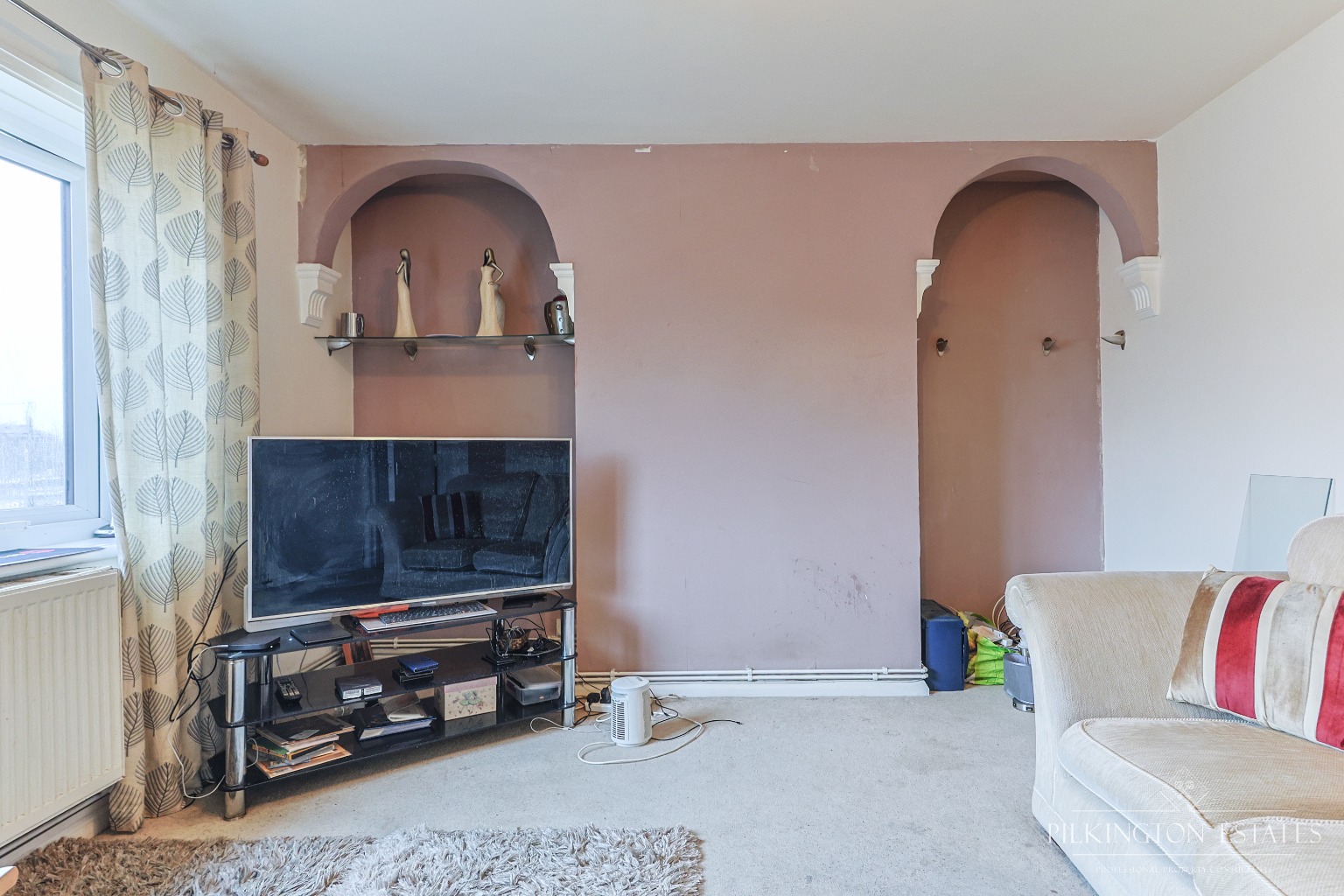 SOLD SUBJECT TO CONTRACT Property image 3