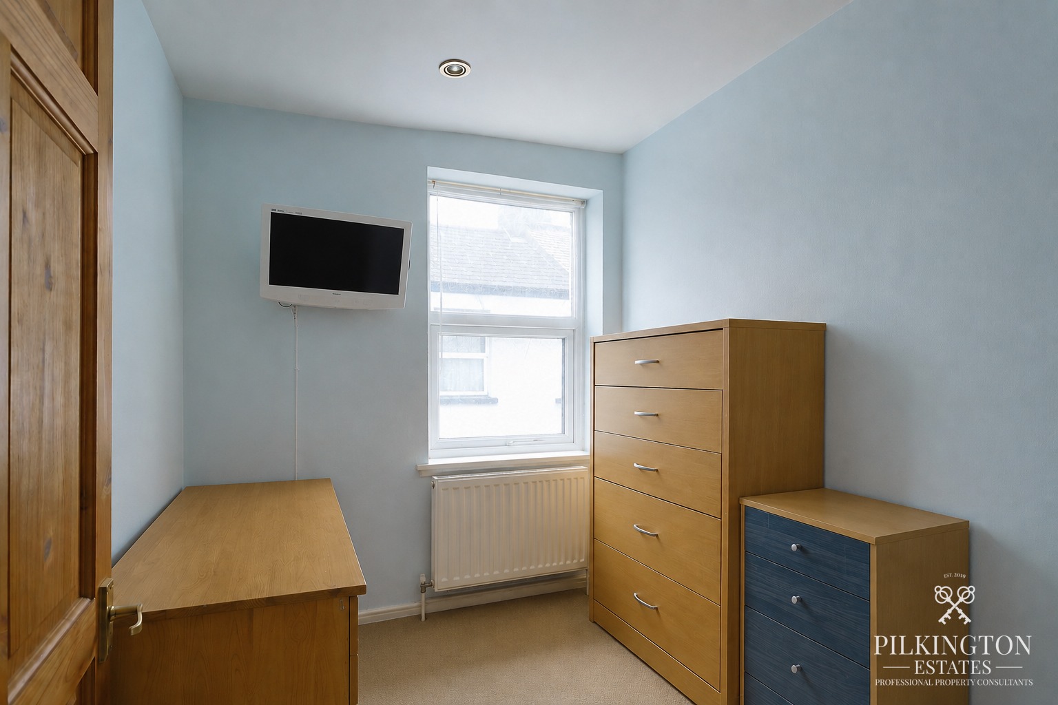Three Bedroom Central Plymouth Terrace with Roof Garden and Views Across Plymouth Sound Property image 8