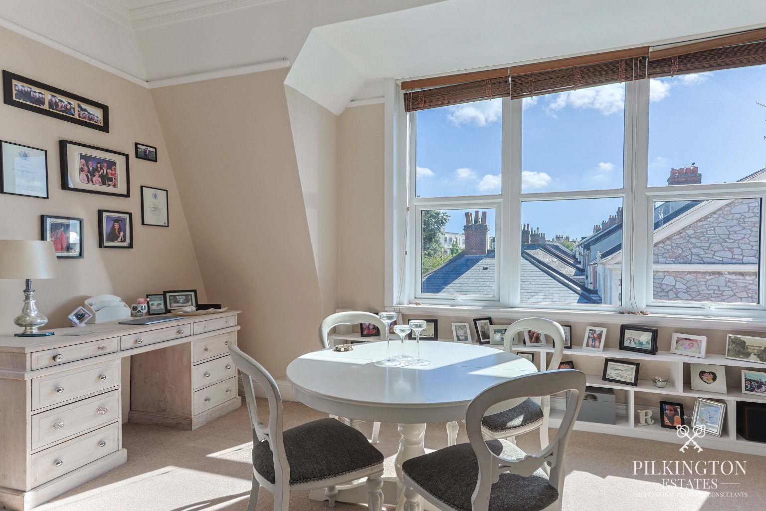 Immaculate Share of Freehold Apartment with Residents' Parking Property image 2