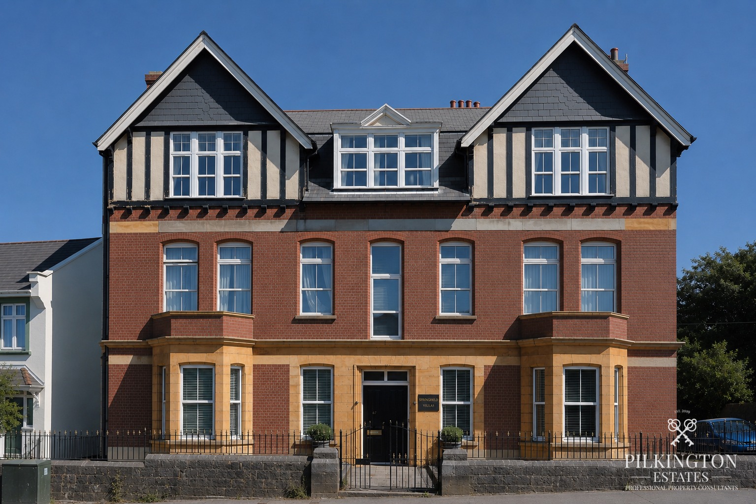 Immaculate Share of Freehold Apartment with Residents' Parking Property image 1