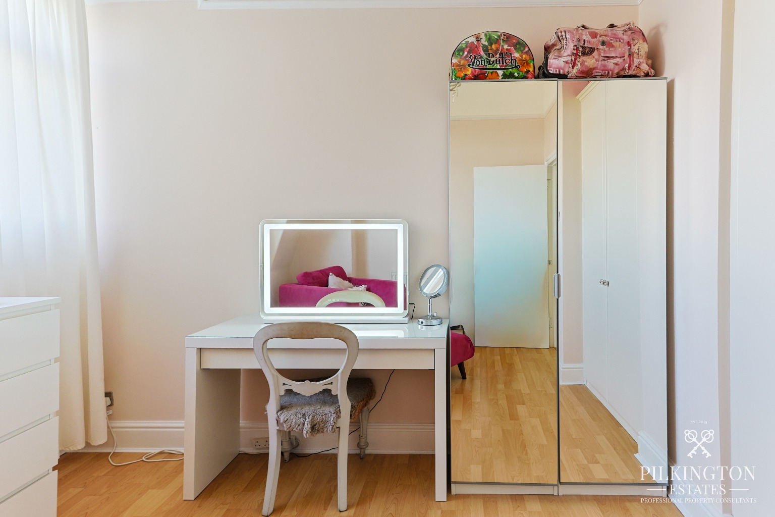 Immaculate Share of Freehold Apartment with Residents' Parking Property image 11