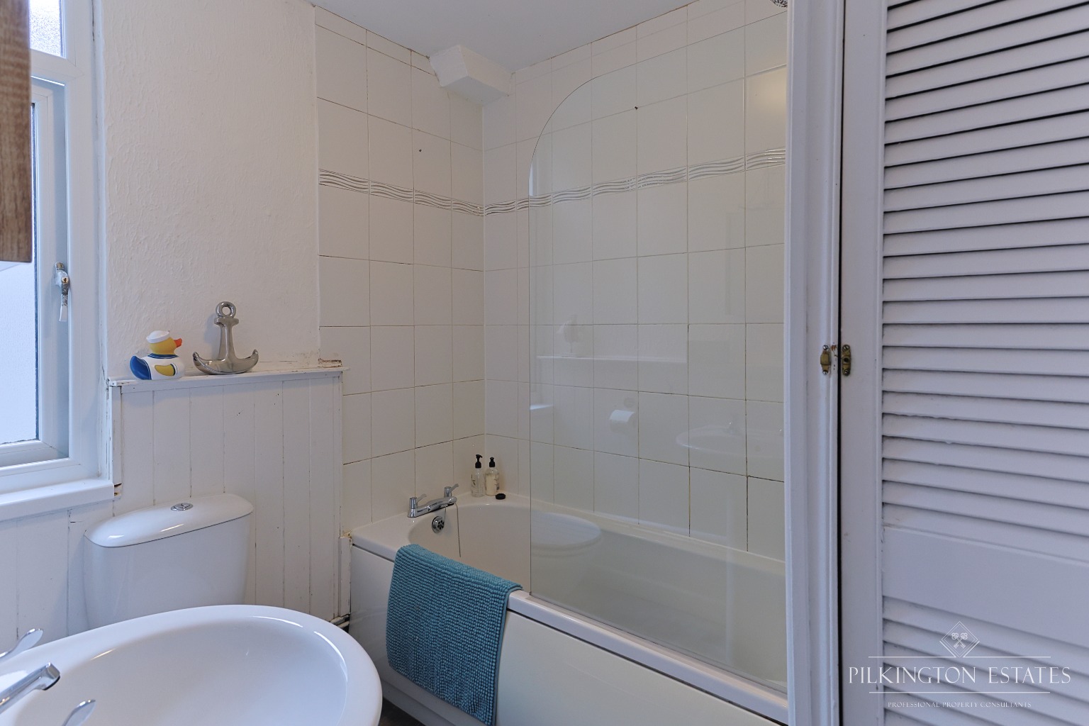Prime Barbican Freehold with 3 Apartments & Roof Terrace – Excellent Investment Opportunity Property image 5