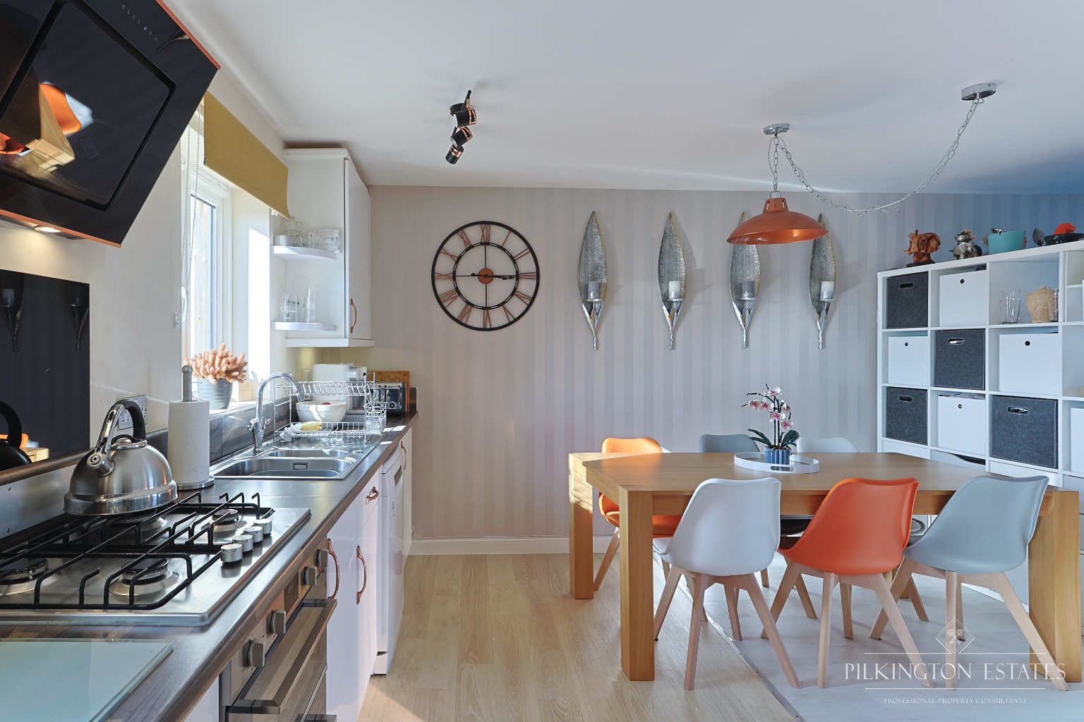 Modern Four Bedroom Mid-Terrace Townhouse with Garage and Garden Property image 3