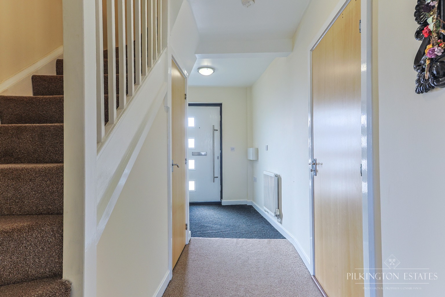 Modern Four Bedroom Mid-Terrace Townhouse with Garage and Garden Property image 15