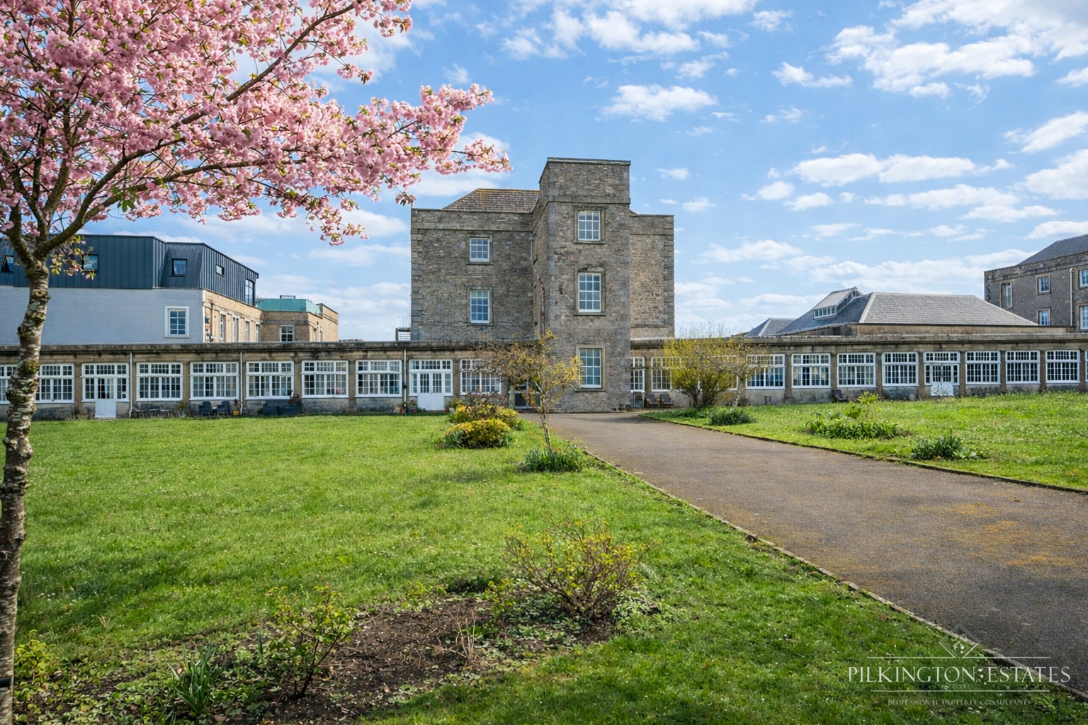 Stylish Ground Floor Apartment in Historic Millfields Development