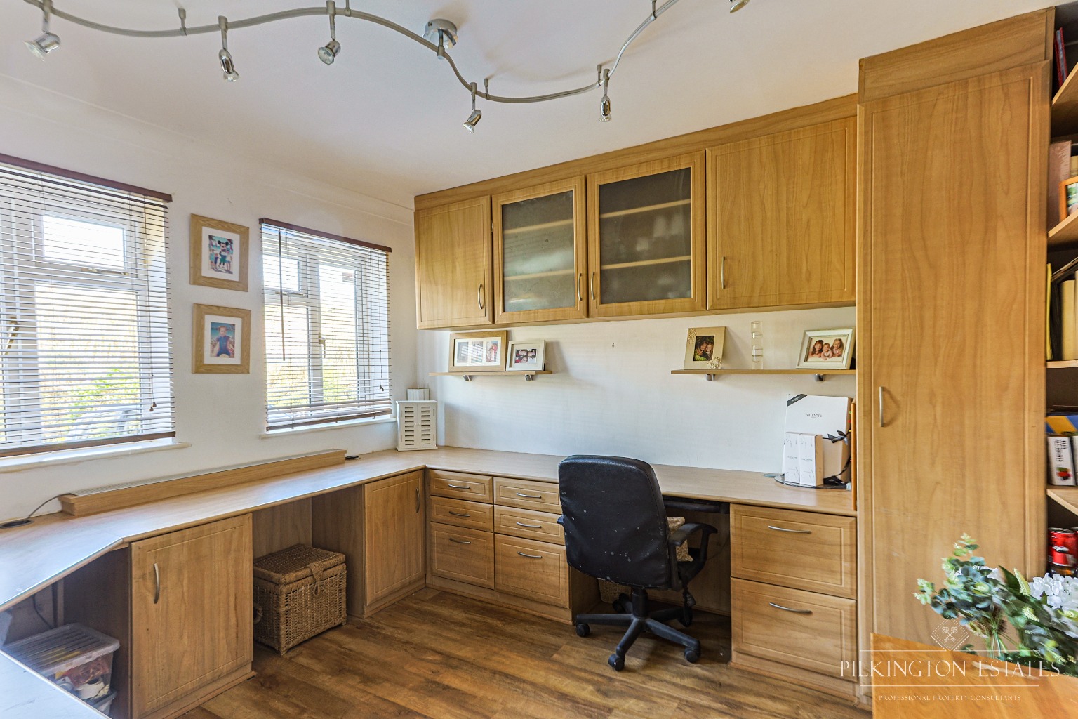 Substantial Family Home with Independent Annex in Prime Liskeard Location Property image 7