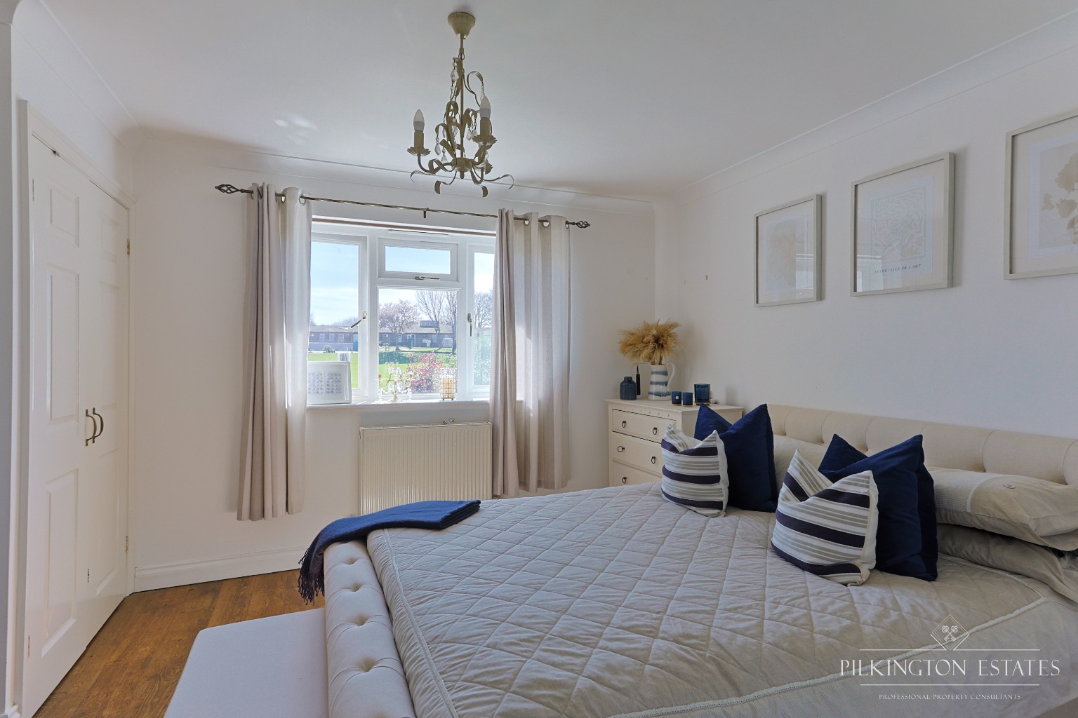 Substantial Family Home with Independent Annex in Prime Liskeard Location Property image 10