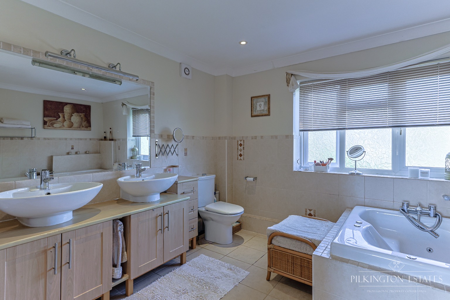 Substantial Family Home with Independent Annex in Prime Liskeard Location Property image 12