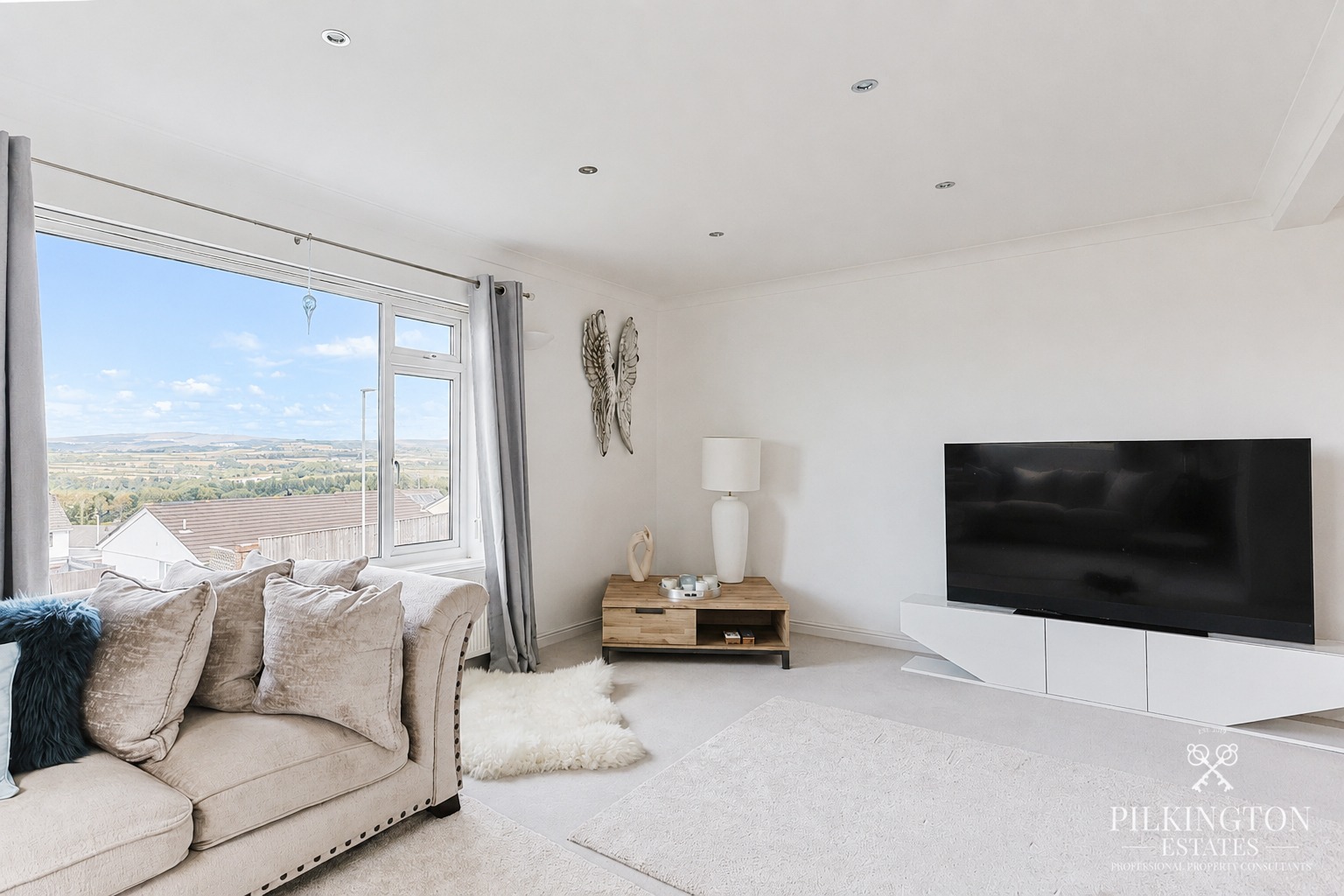 Dunstone View, Plymouth, Devon, PL9 Property image 5