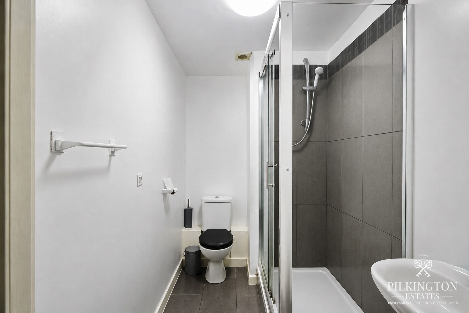 OPEN DAY MONDAY THE 5TH OF OCTOBER - STRICTLY BY APPOINTMENT ONLY Property image 12