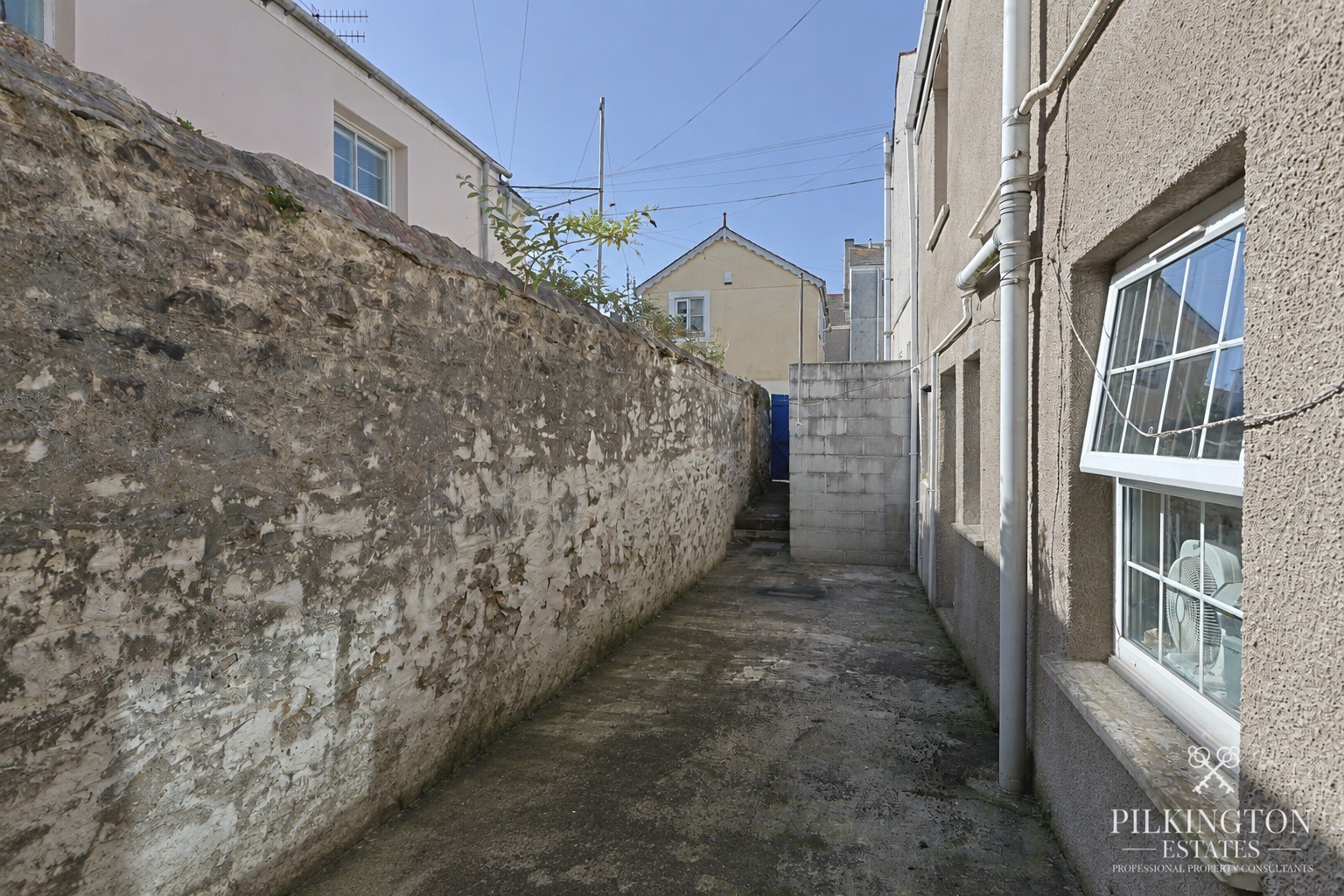 OPEN DAY MONDAY THE 5TH OF OCTOBER - STRICTLY BY APPOINTMENT ONLY Property image 13