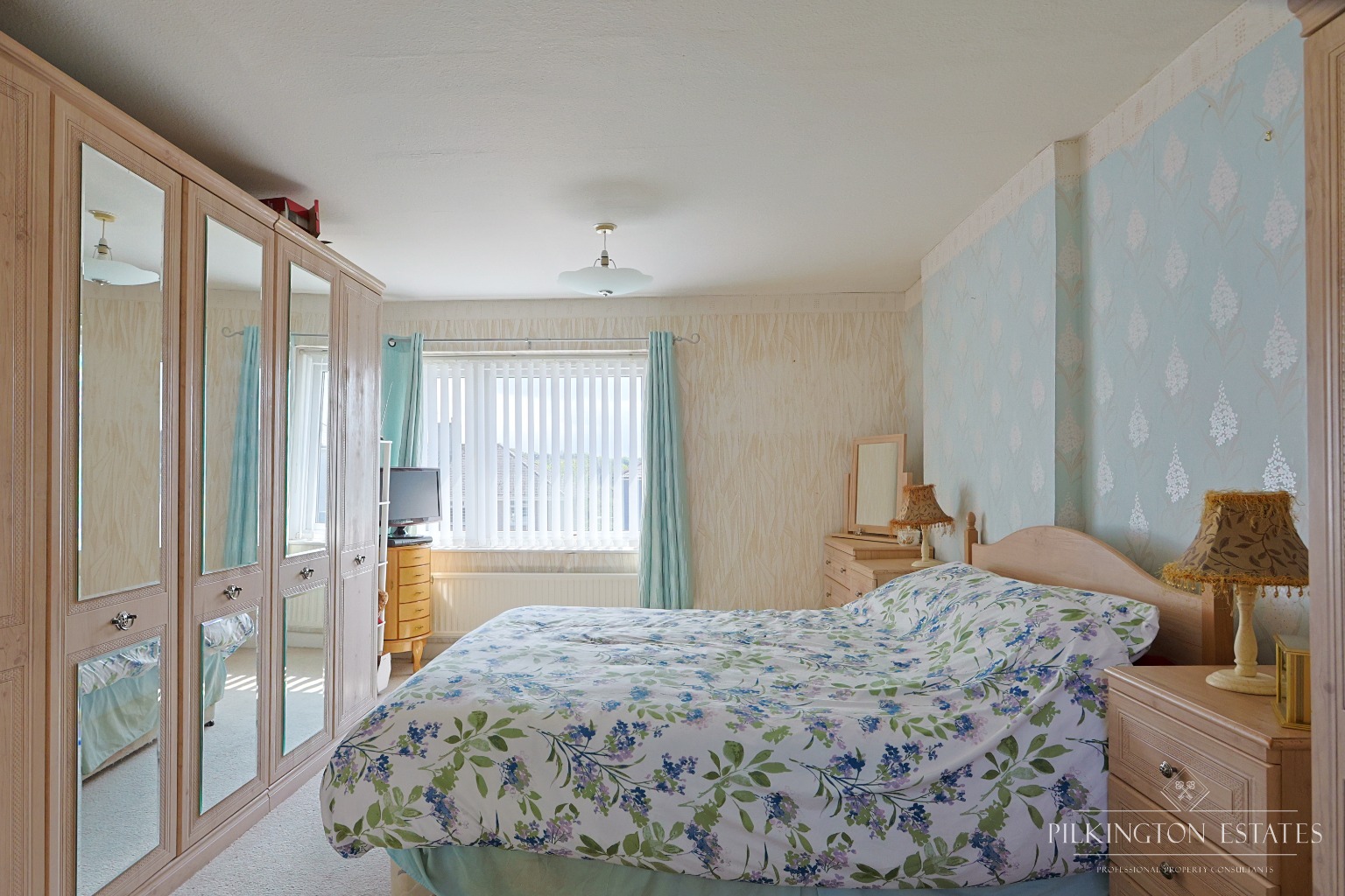 Two-Bedroom Semi-Detached Home with Garage on Generous Corner Plot Property image 7