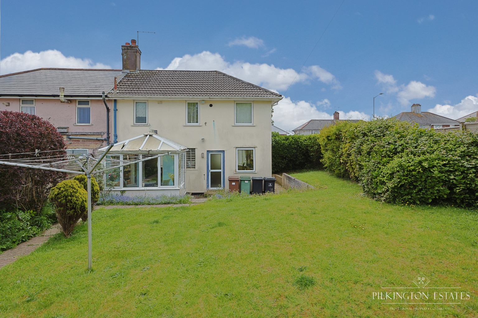 Two-Bedroom Semi-Detached Home with Garage on Generous Corner Plot Property image 13