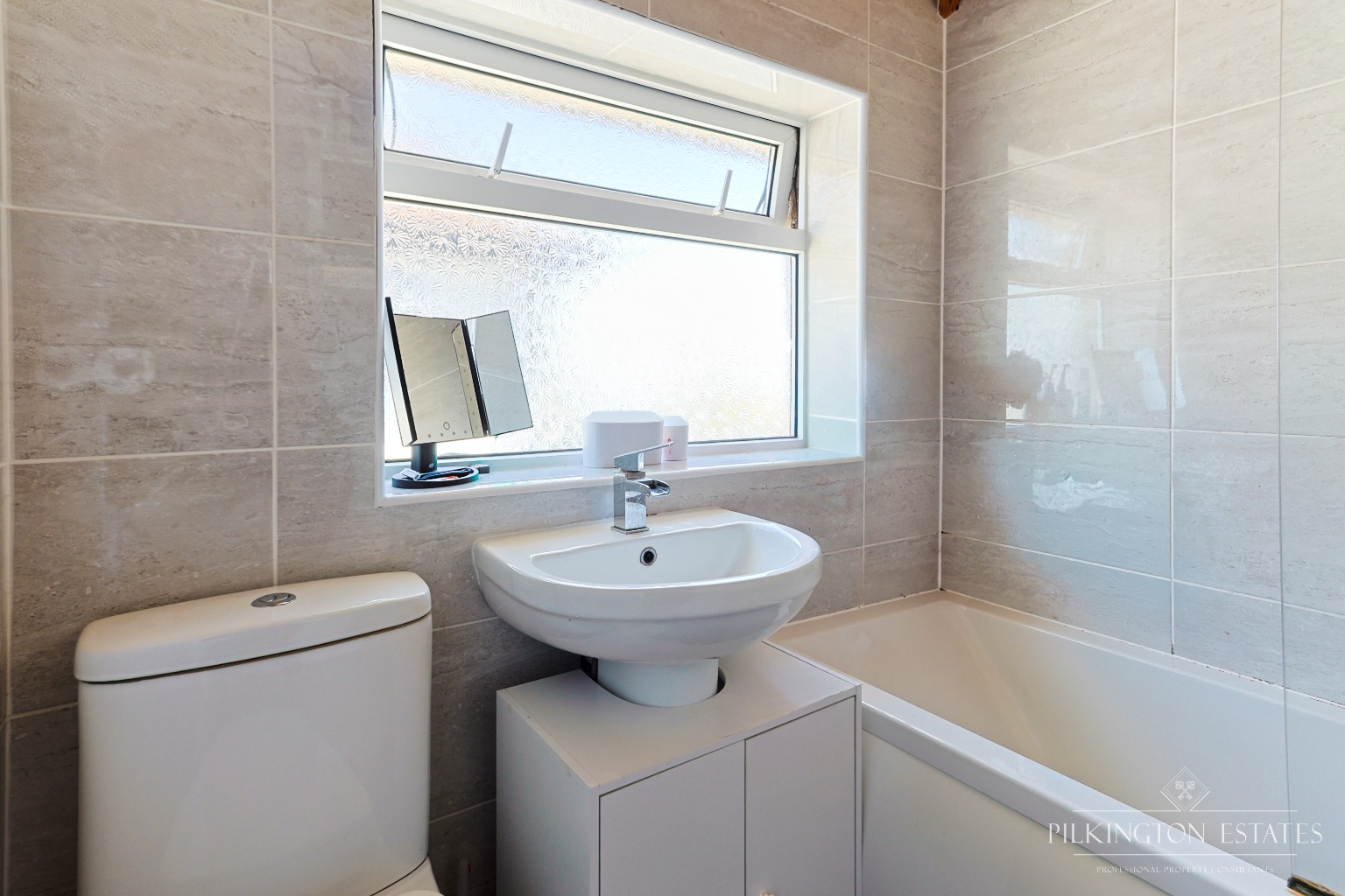 Spacious Three-Bedroom Semi-Detached Home with Garden and Extension Potential Property image 10