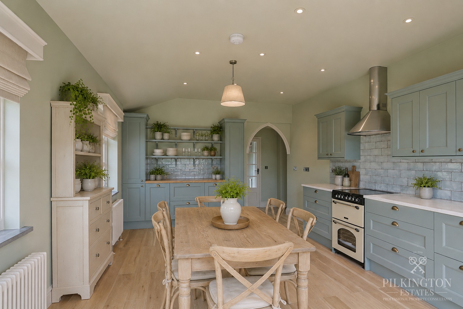 Exceptional fully renovated country residence set within approximately 6.4 acres in total Property image 3