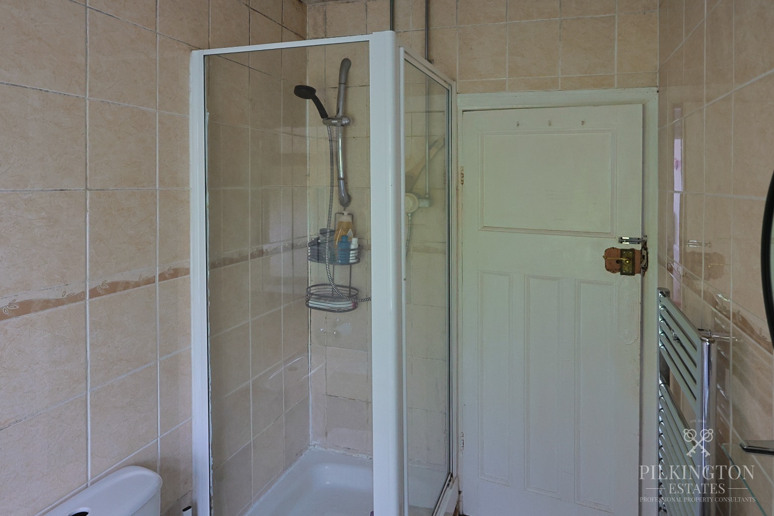 Three-Bedroom Semi-Detached Home with Excellent Renovation Potential Property image 13