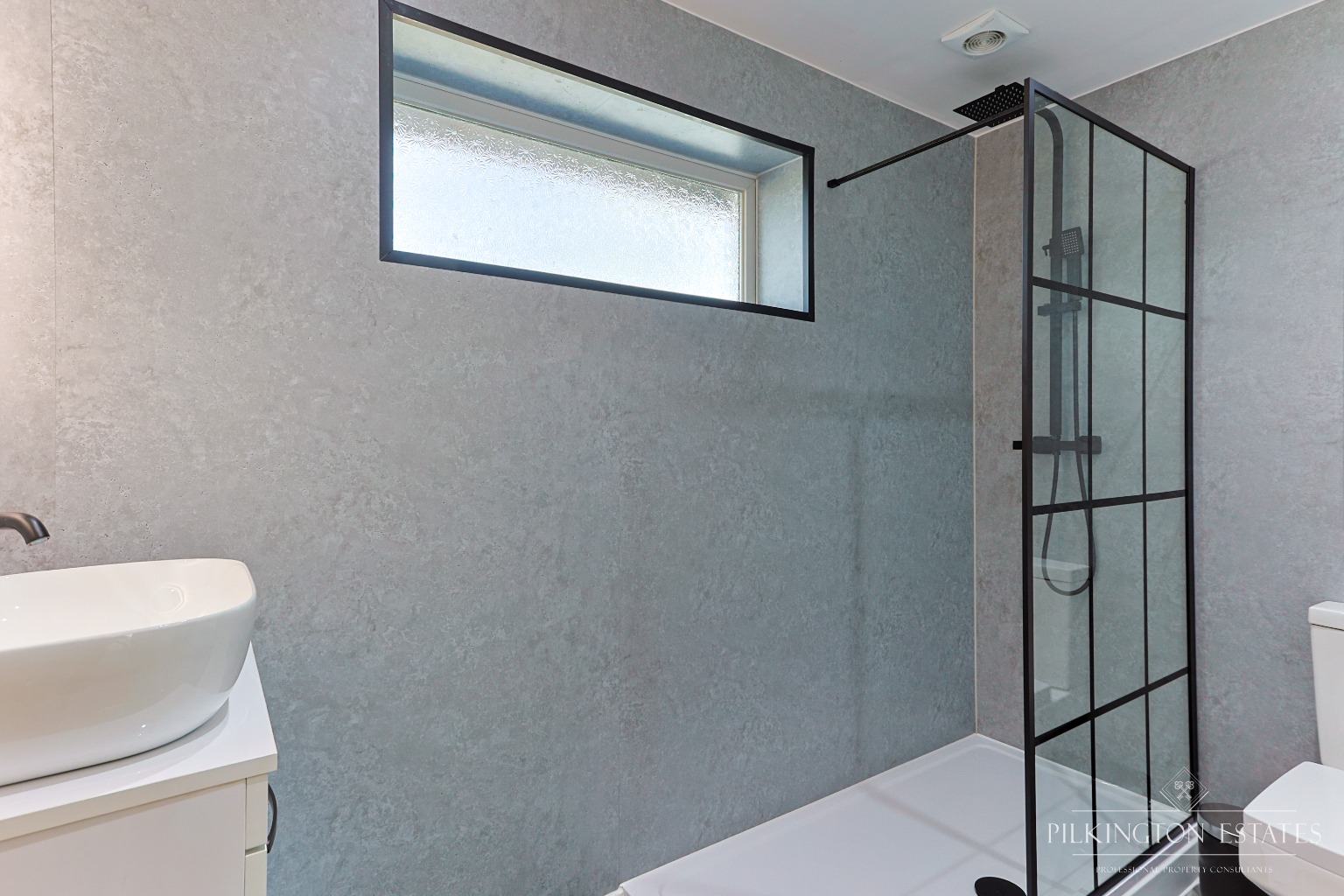 Stylish 3-bed PL5 terrace with open-plan living, landscaped garden, garage and parking. EPC D Property image 13