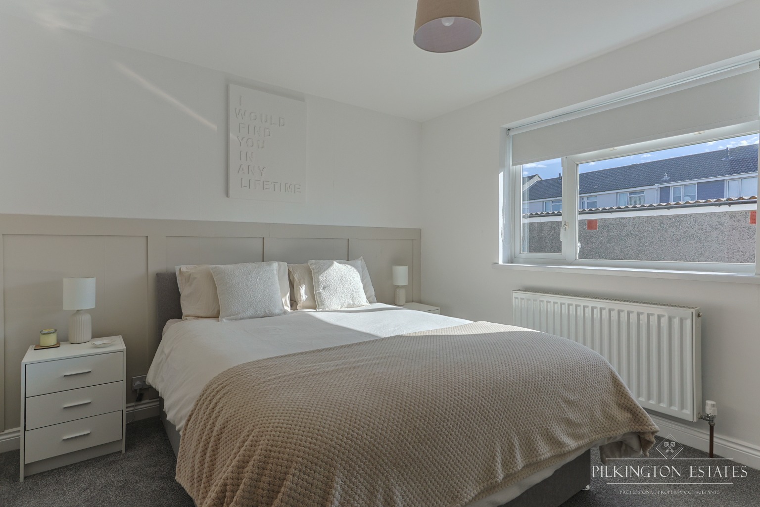 Stylish 3-bed PL5 terrace with open-plan living, landscaped garden, garage and parking. EPC D Property image 10
