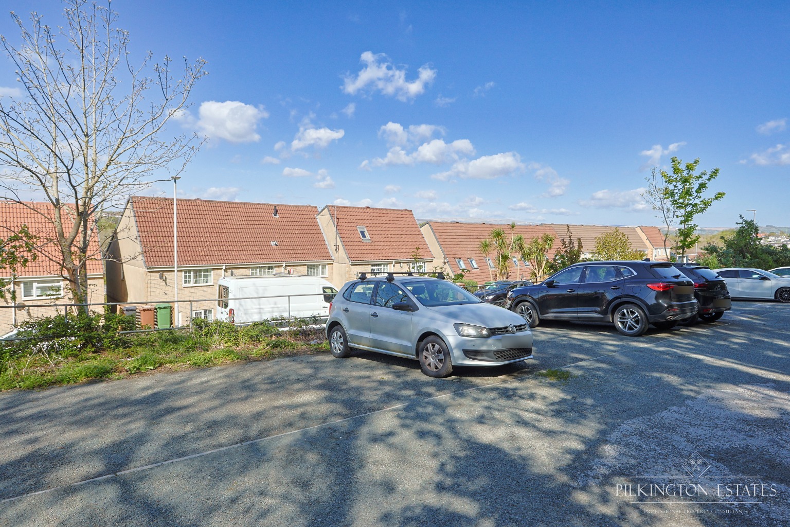 Three-storey home with rear views, garage & parking Property image 15