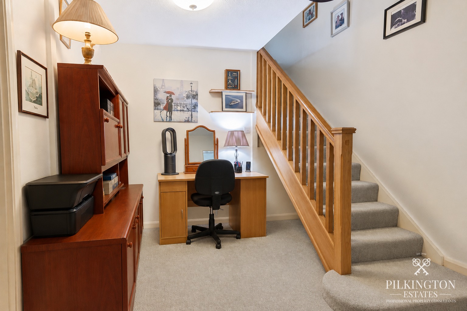 Immaculate Four-Bedroom Detached Home with Private Garden in a Quiet Cul-de-Sac Property image 14