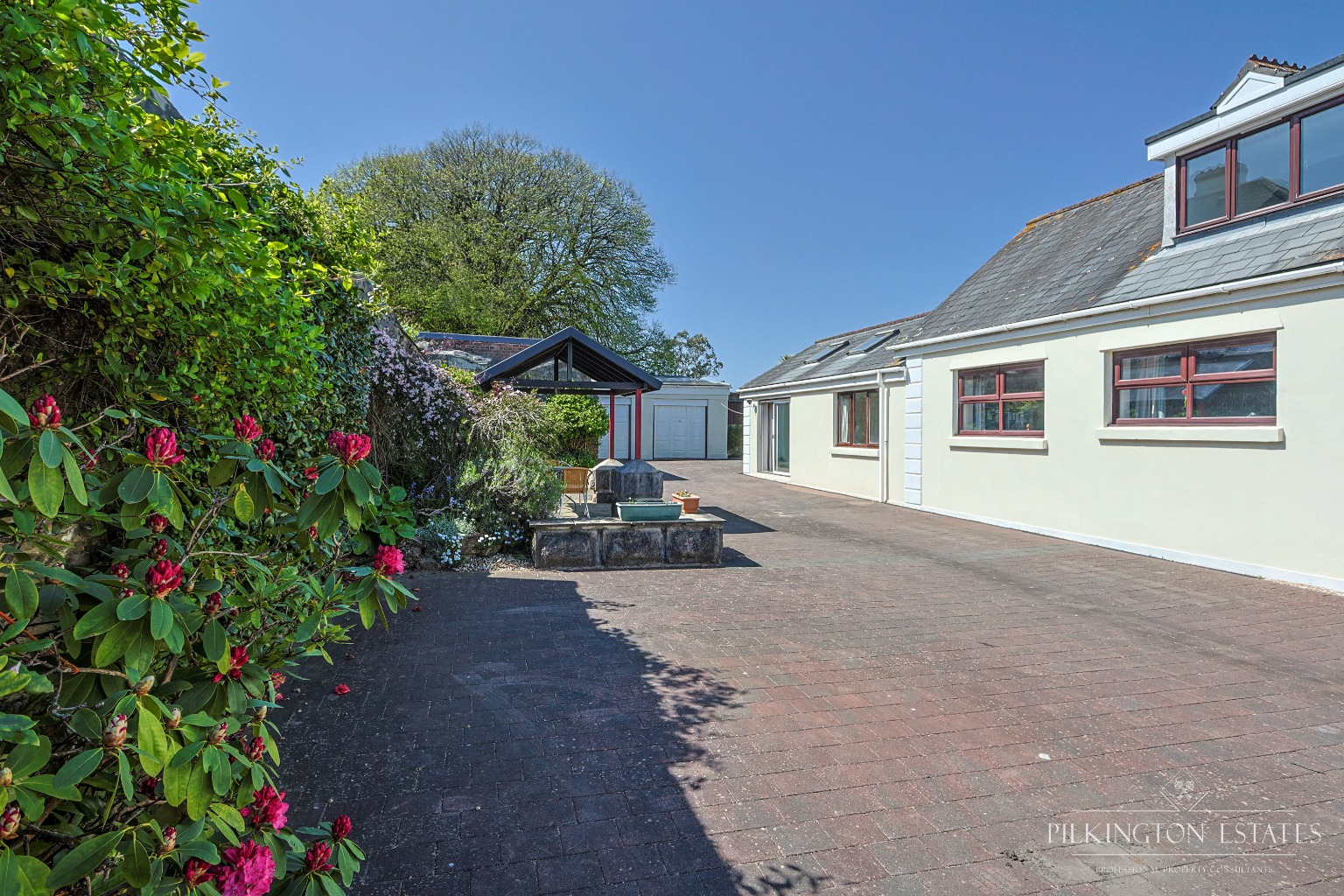 Charming Dormer Bungalow in Mannamead Near Seymour Road with Private Grounds Property image 14
