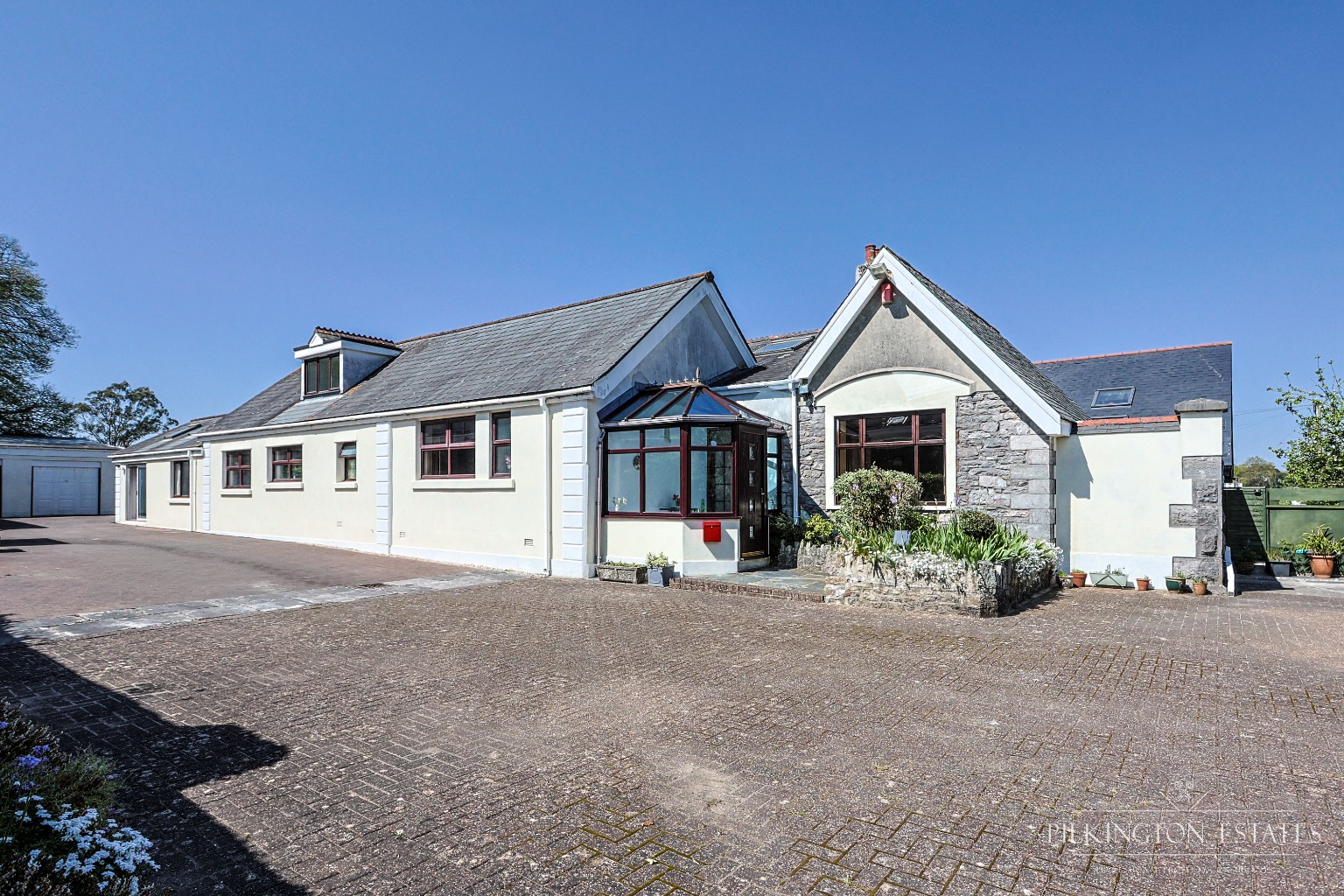 Charming Dormer Bungalow in Mannamead Near Seymour Road with Private Grounds Property image 1