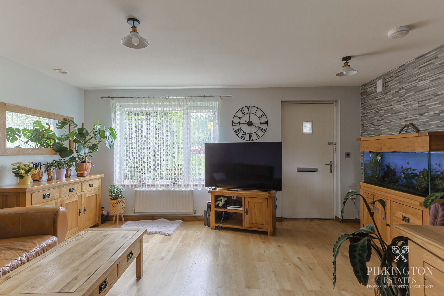 Stylish 3-Bedroom Home in a Fantastic Location! Property image 2