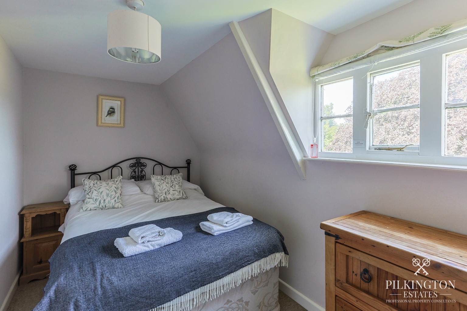Magnificent Grade II Listed Country House in 3.3 Acres with Development Potential Property image 18