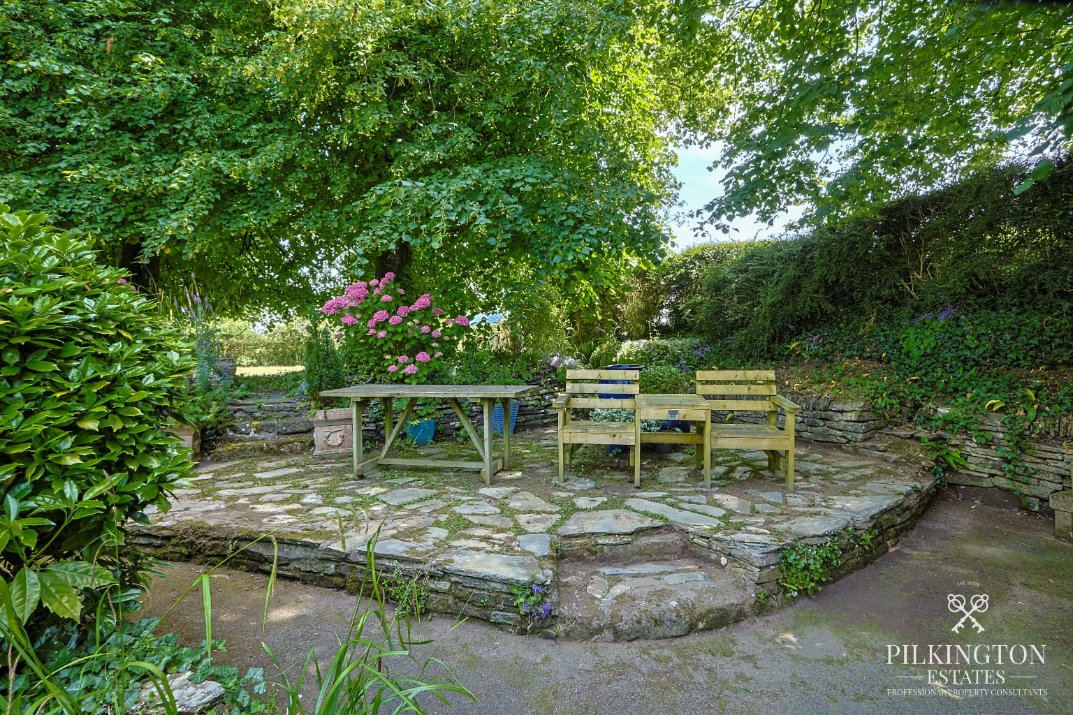 Magnificent Grade II Listed Country House in 3.3 Acres with Development Potential Property image 26