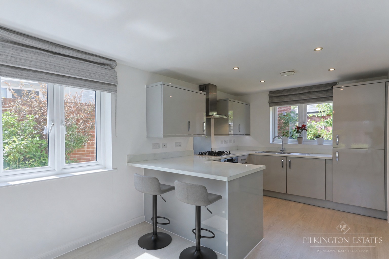 Beautiful Detached Home in Peaceful Cul-de-Sac Setting Property image 4