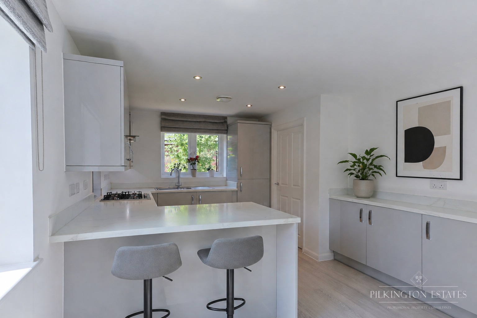 Beautiful Detached Home in Peaceful Cul-de-Sac Setting Property image 5