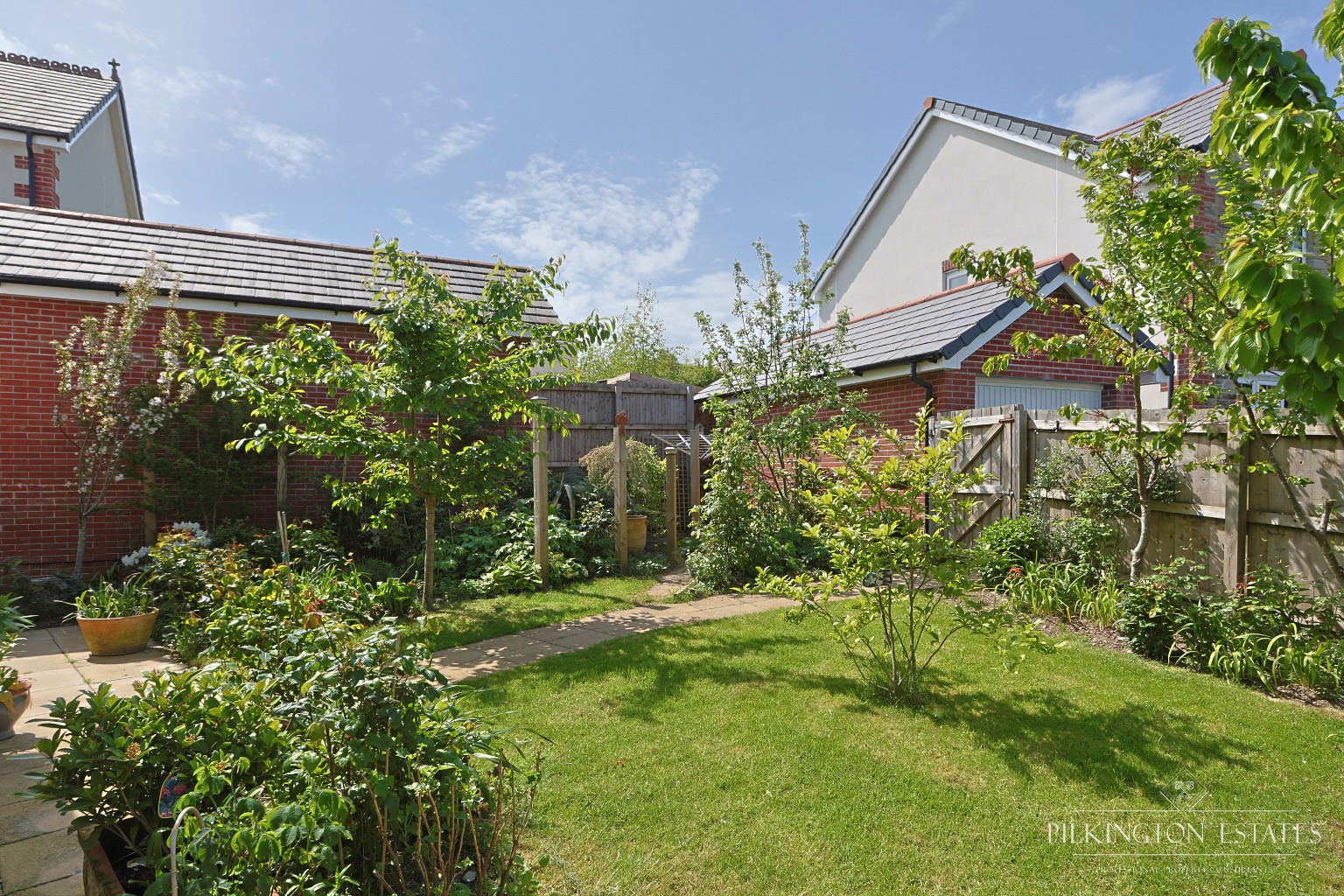 Beautiful Detached Home in Peaceful Cul-de-Sac Setting Property image 17