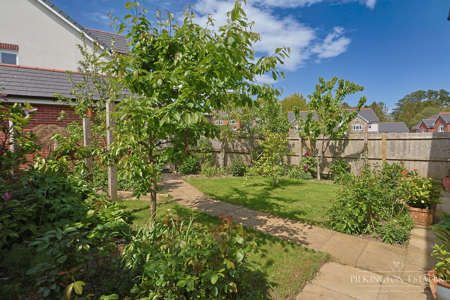 Beautiful Detached Home in Peaceful Cul-de-Sac Setting Property image 19