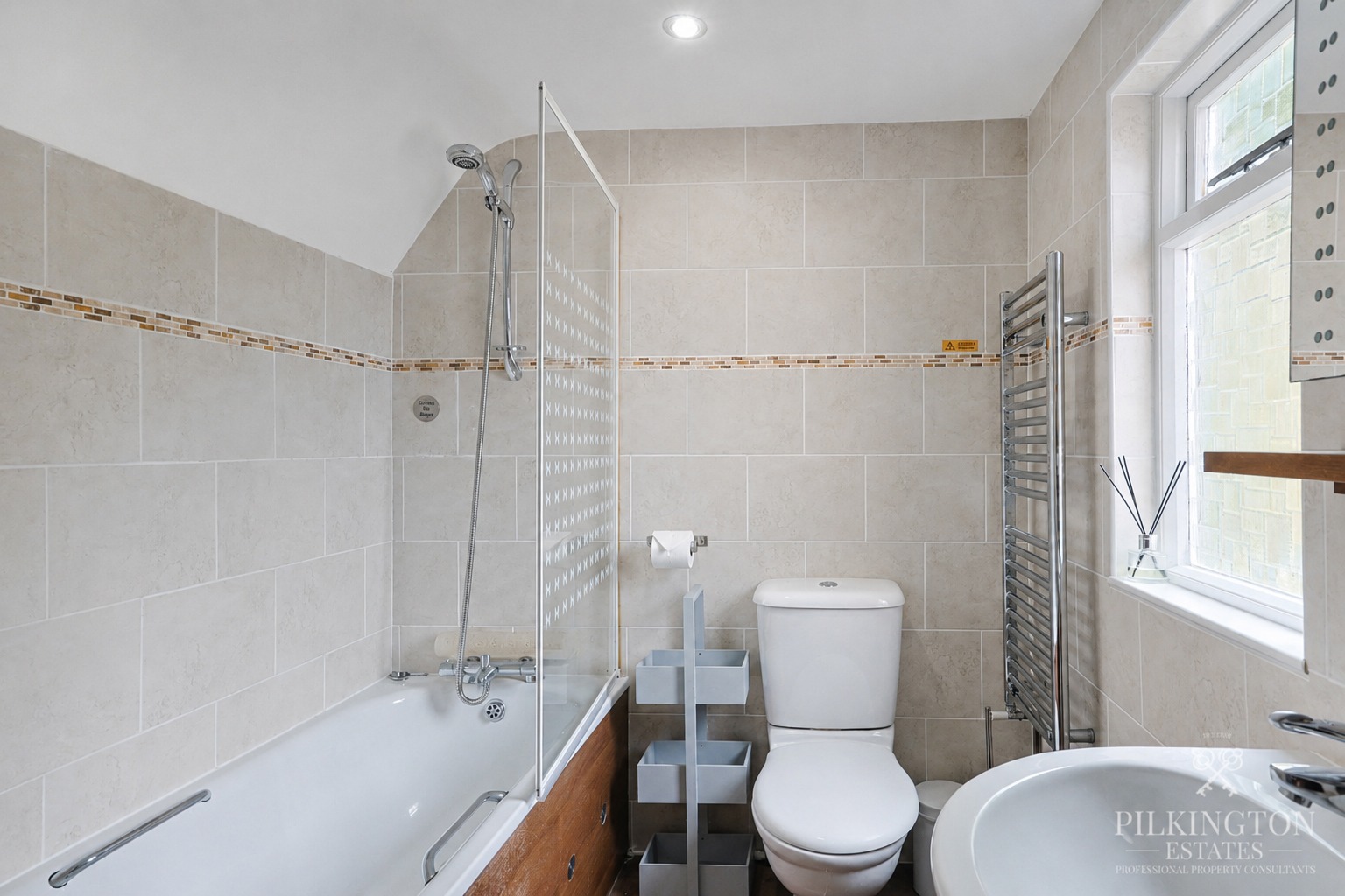 Seawood House – Historic Coastal Villa with Exceptional Sea Views & Guest Accommodation Property image 17