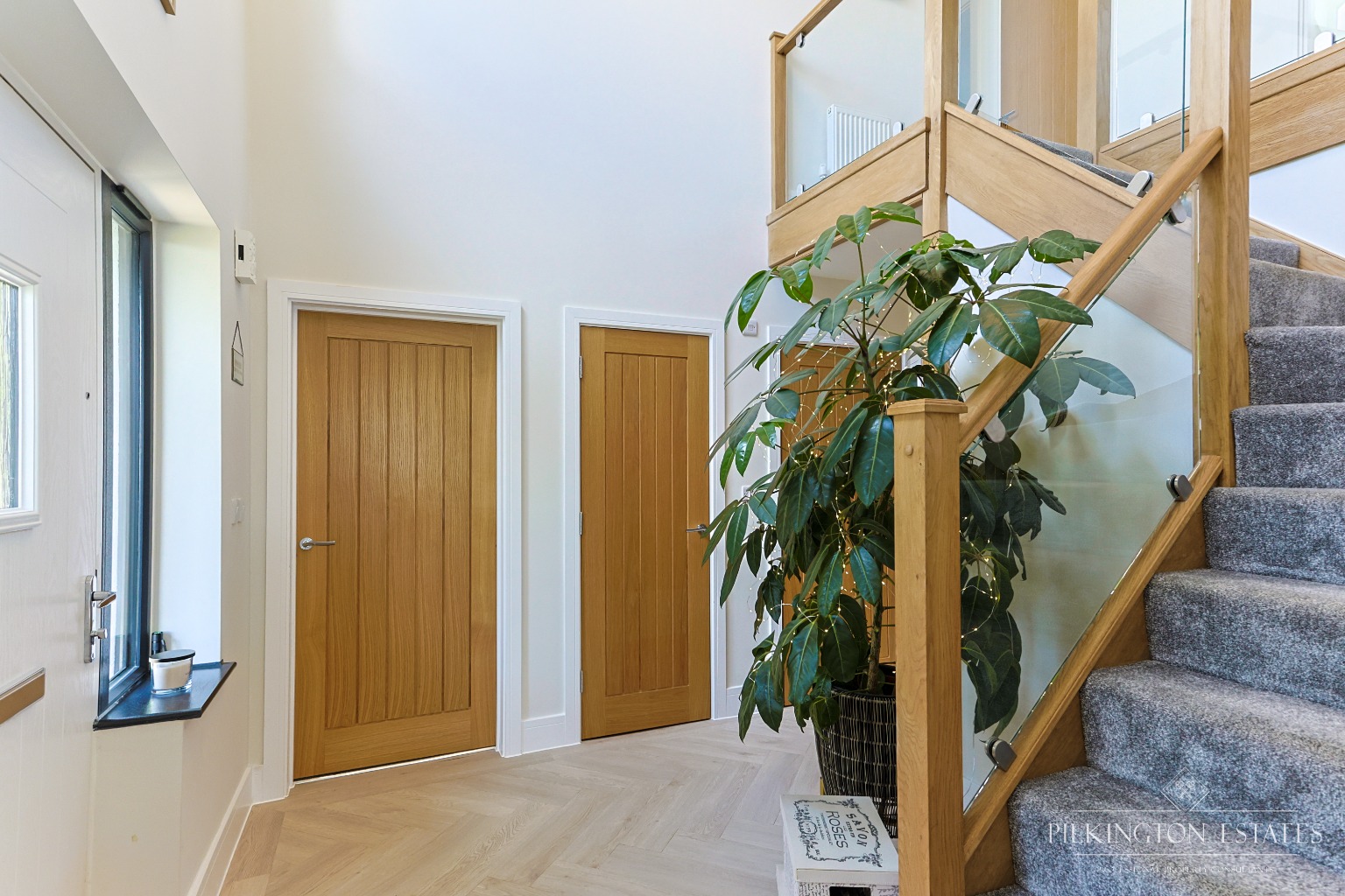 Stunning Detached Home with Annex, Bifold Living & Beautiful Garden Property image 10