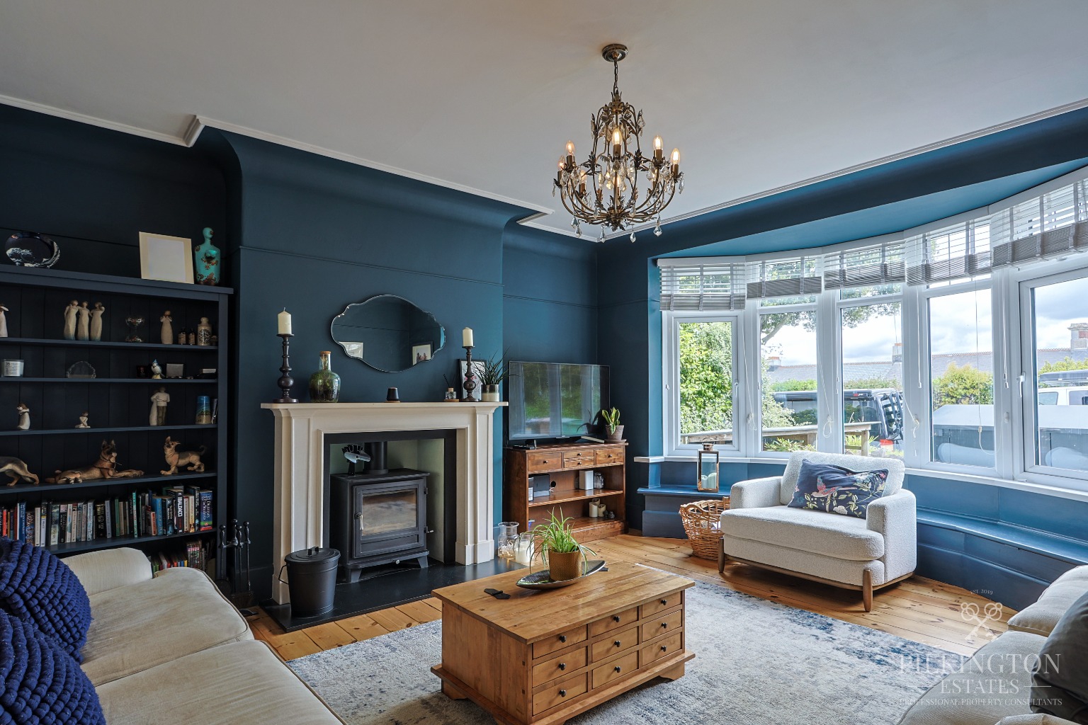 Exceptional 4 Bedroom Family Home on Prestigious Torland Road Property image 2