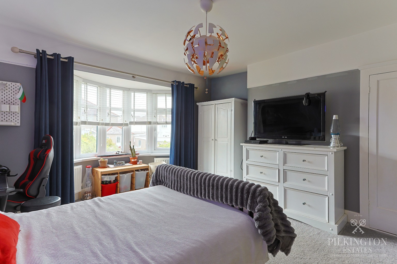 Exceptional 4 Bedroom Family Home on Prestigious Torland Road Property image 11