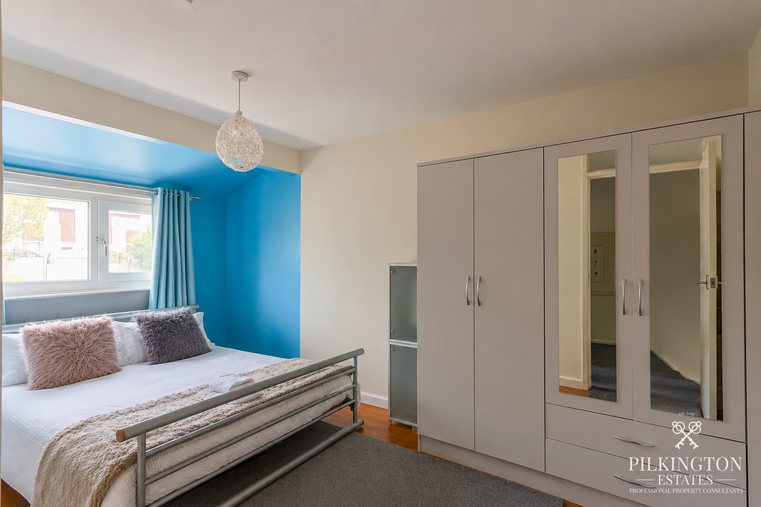Spacious Three-Bedroom Terraced Property on Cunningham Road Property image 6