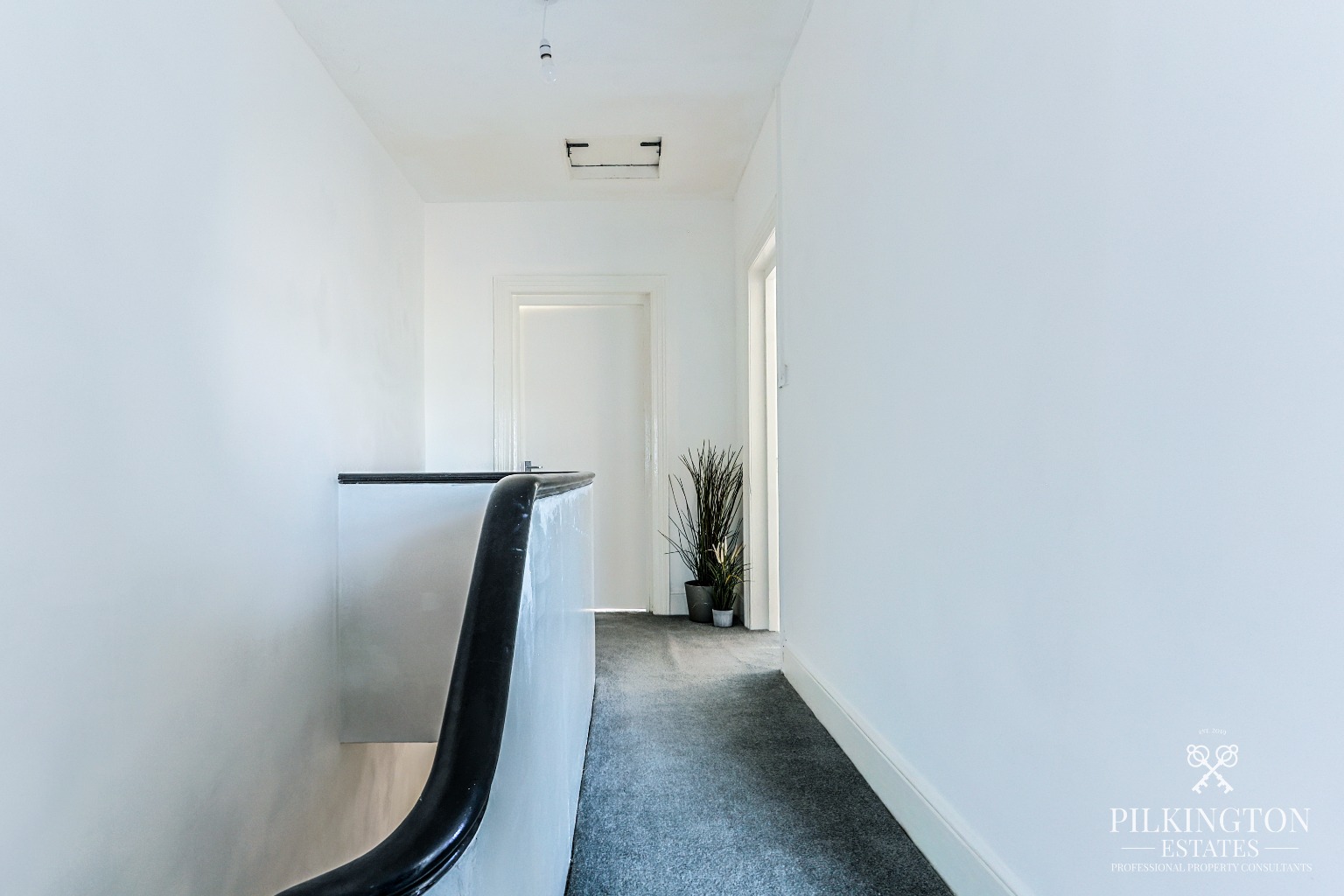 Beautifully Presented Two-Bedroom Apartment – No Onward Chain Property image 6