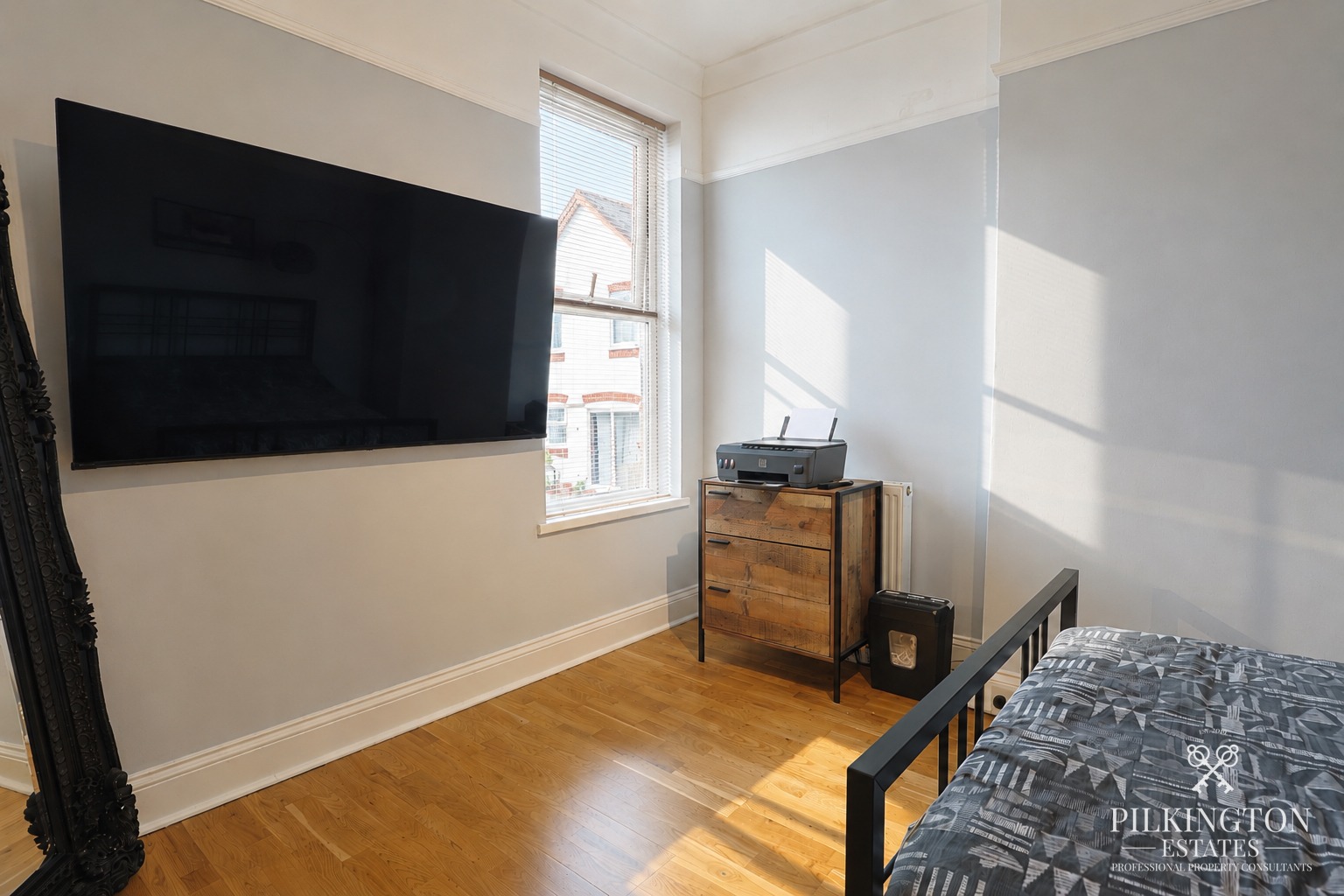 Beautiful Three-Bedroom Family Home on Popular College Road Property image 8