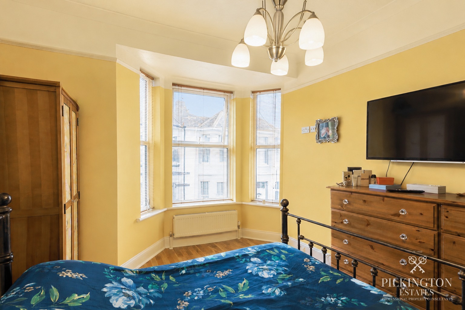 Beautiful Three-Bedroom Family Home on Popular College Road Property image 10